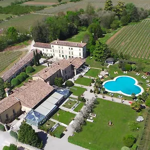 https://villa-del-quar.hotelinveneto.com