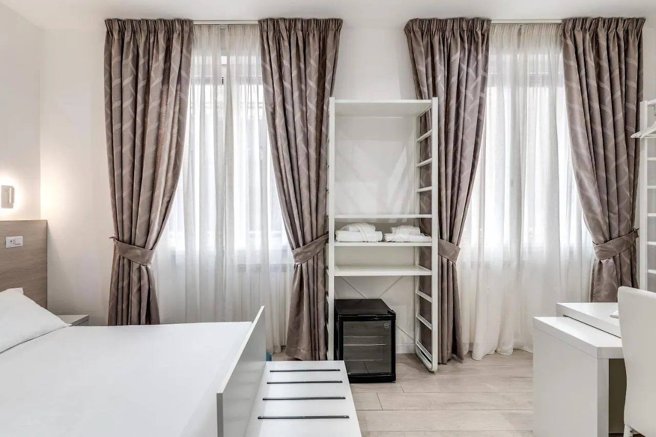 Guest house A Touch Of Rome Guesthouse Italy